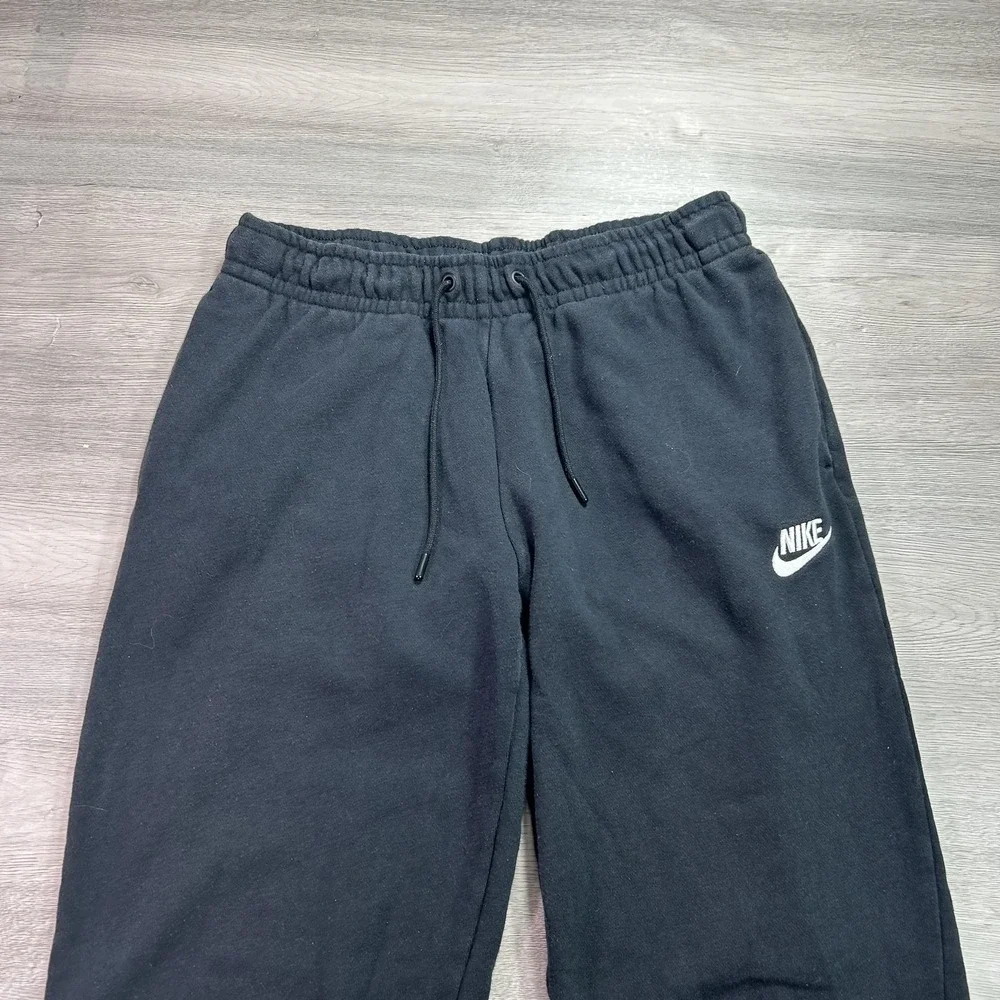 Nike Sweatpants Mens Small Black Club Fleece Jogger Athletic Training BV4095-010